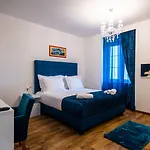 Gostinjska kuća Center Luxury 3 4*
