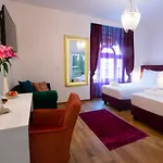 Gostinjska kuća Center Luxury 3 Split