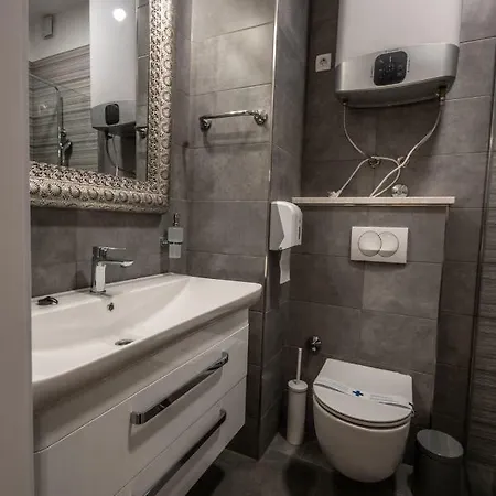 بيت ضيافة Center Luxury 3