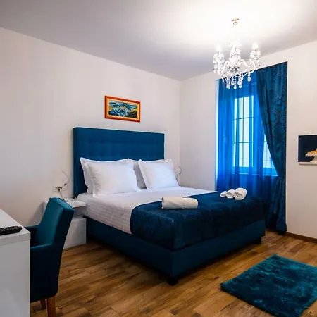 Center Luxury 3 4* سبليت