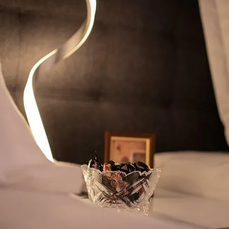 Center Luxury 3 게스트하우스 4*