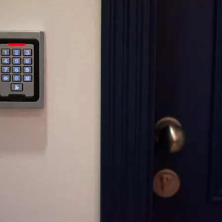 Center Luxury 3 게스트하우스